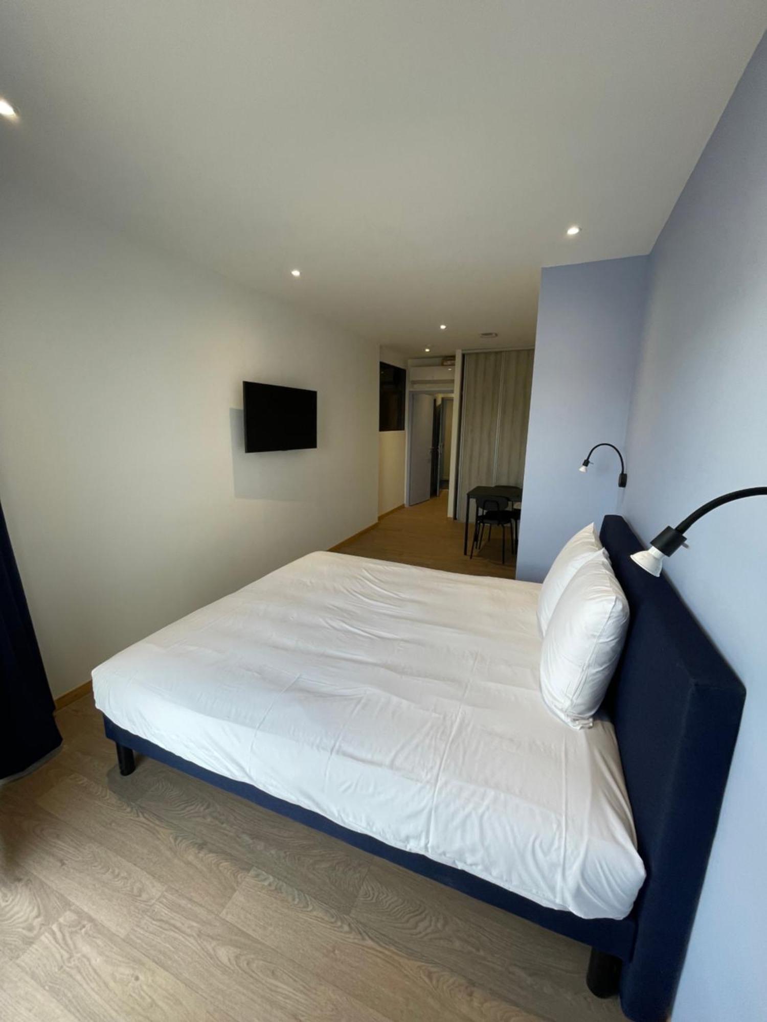 Le Salvador - Appart'Hotel De 18M2 A 44M2 La Talaudiere Exteriér fotografie