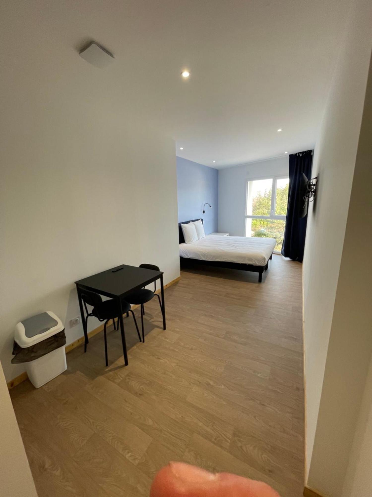 Le Salvador - Appart'Hotel De 18M2 A 44M2 La Talaudiere Exteriér fotografie