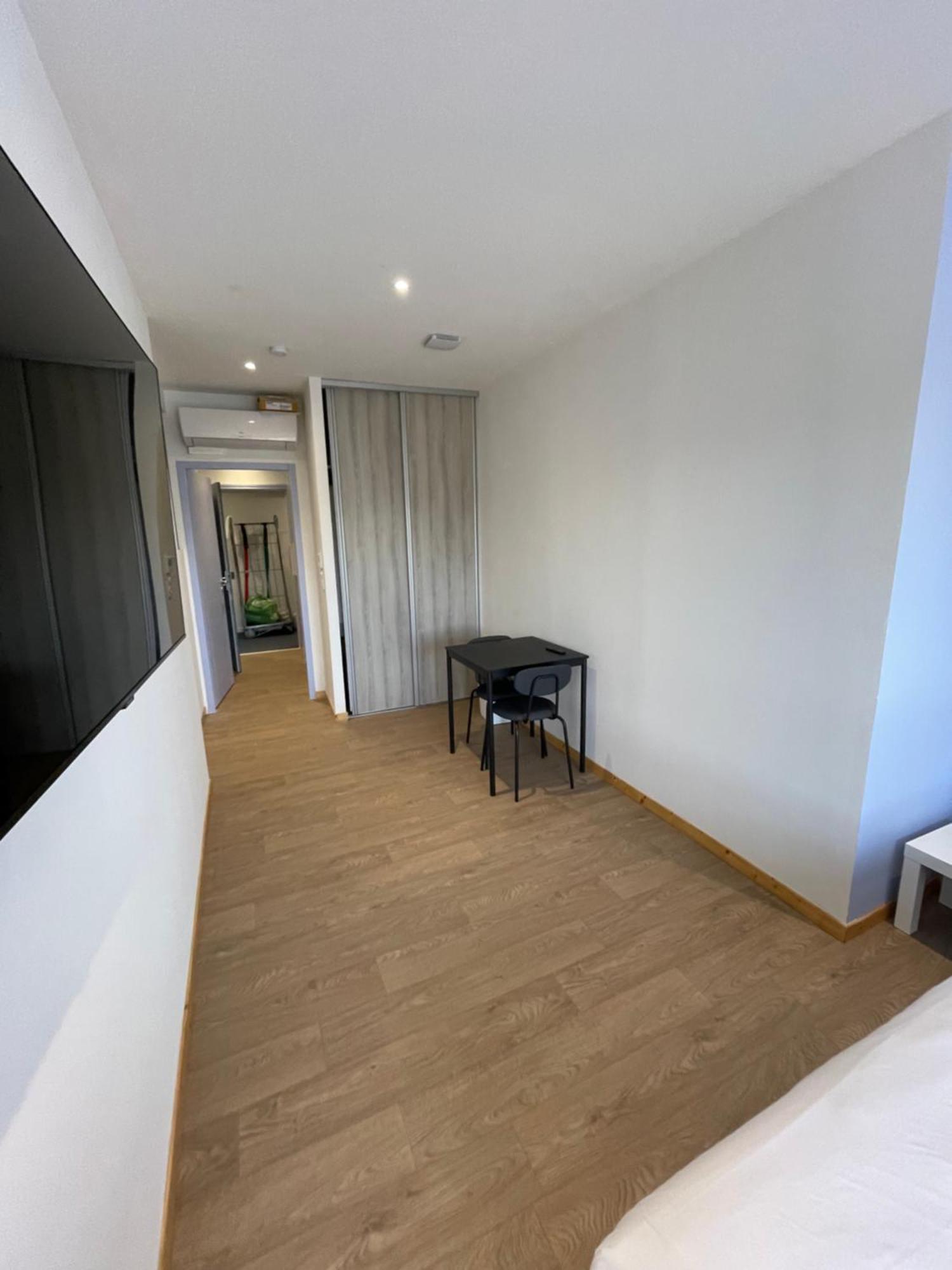 Le Salvador - Appart'Hotel De 18M2 A 44M2 La Talaudiere Exteriér fotografie