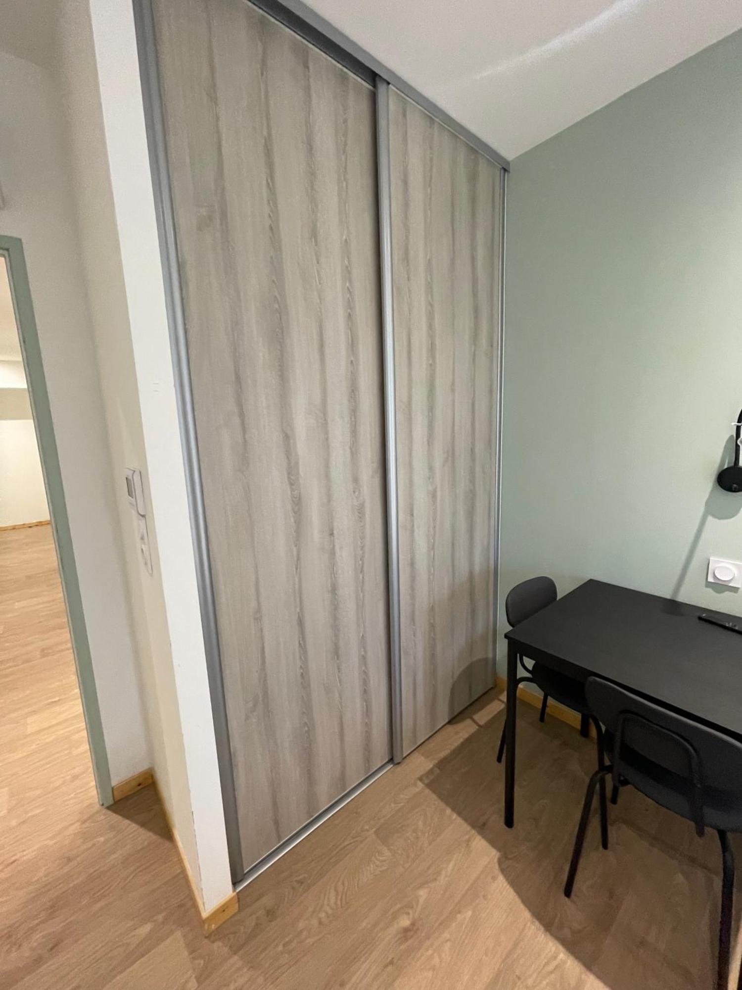 Le Salvador - Appart'Hotel De 18M2 A 44M2 La Talaudiere Exteriér fotografie